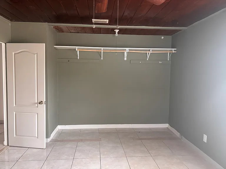 123 Bluff Ter — Photo 5