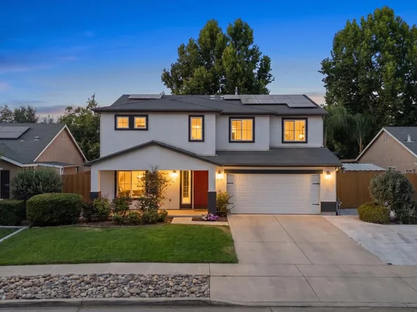 2874 W Porter Ct, Visalia, CA 93291