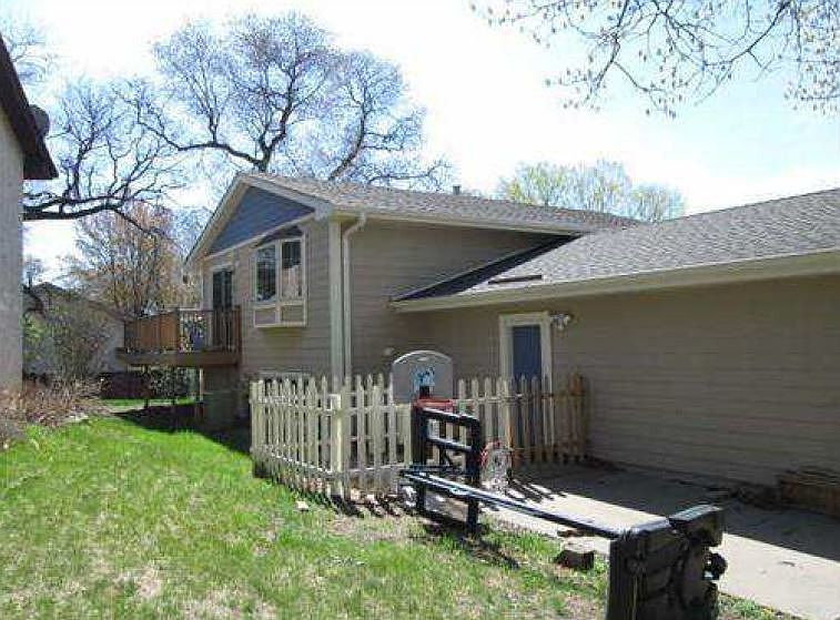2nd image of 965 123rd Ln NW
