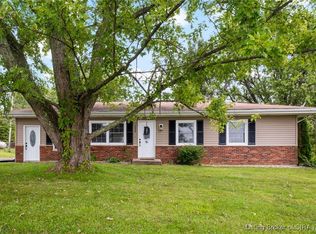 7008 Crabapple Dr, Georgetown, IN 47122