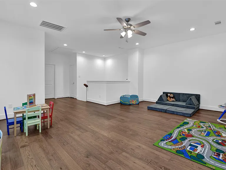 1615 Vermont St — Photo 22