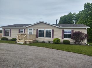 10700 Long Lake Hwy, Posen, MI 49776