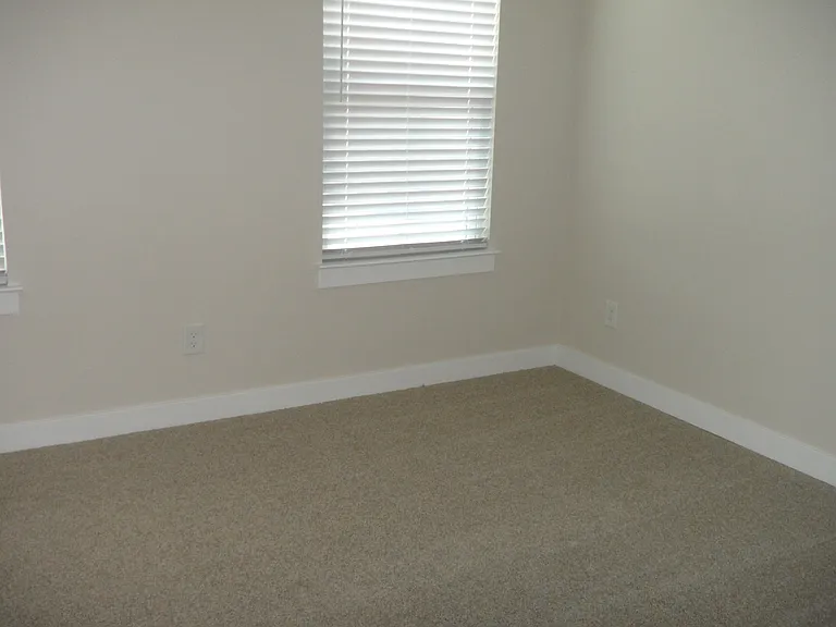 1239 Harkey Creek Dr — Photo 16