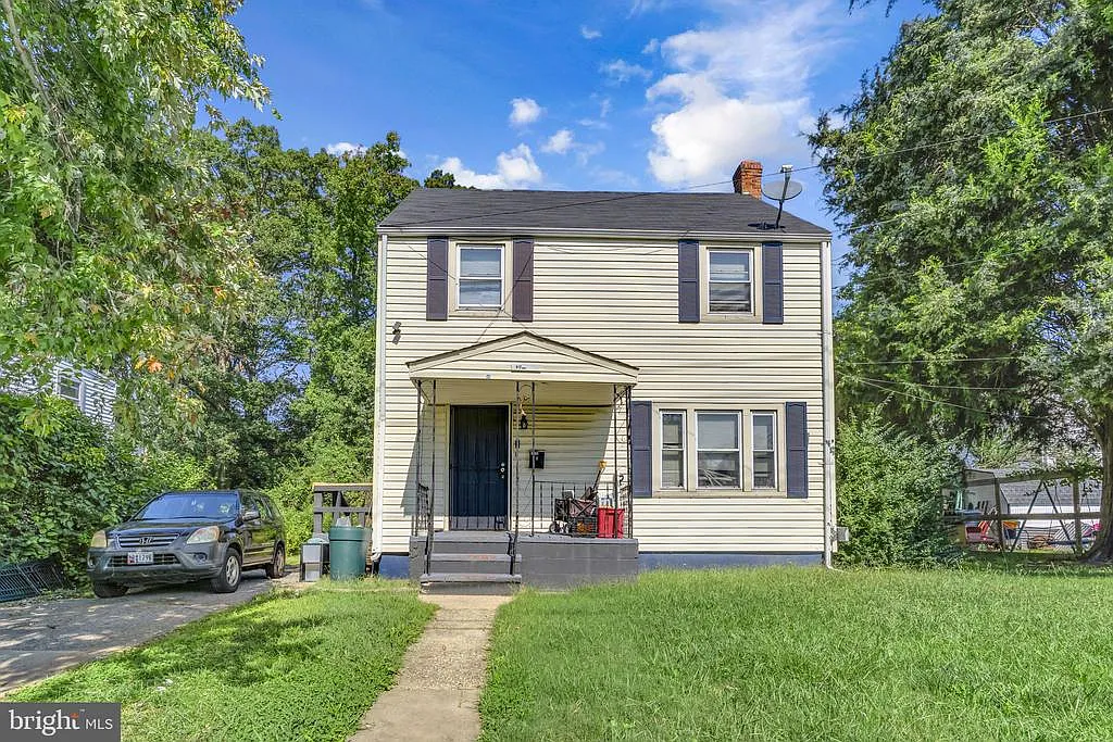 Studio, 1.0 bath, 650 sqft, $945 — Photo 2