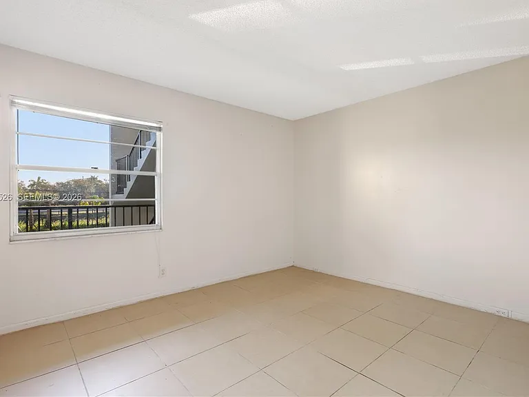 650 SW 124th Ter #214P — Photo 21