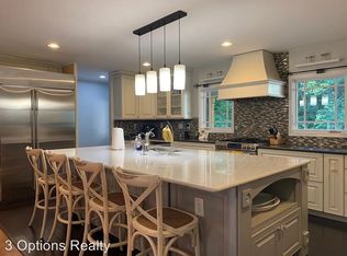 5361 Saffron Dr, Atlanta, GA 30338