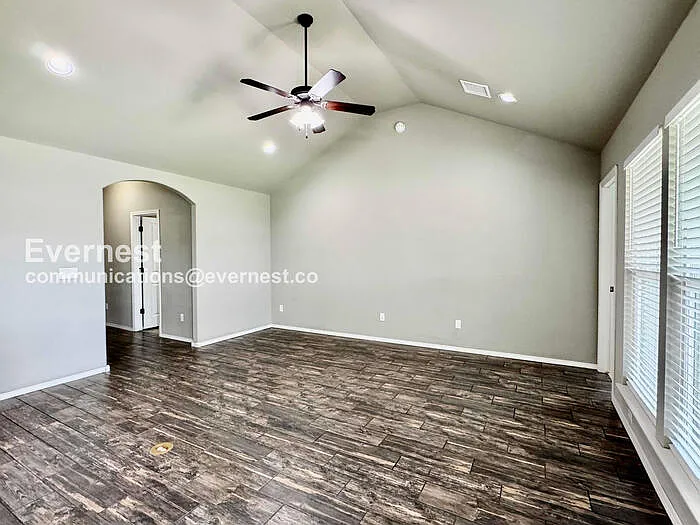 3440 E Sandusky St — Photo 9