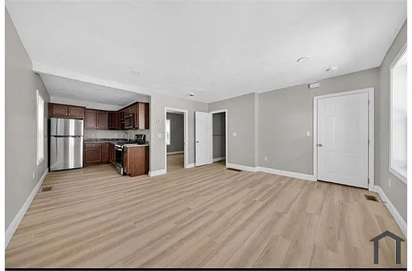 Building Photo - 169 Grant St #2L