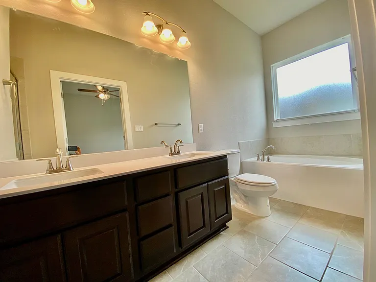 1550 Harwell Loop — Photo 12