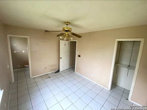 4th image of 534 Jamaica Dr