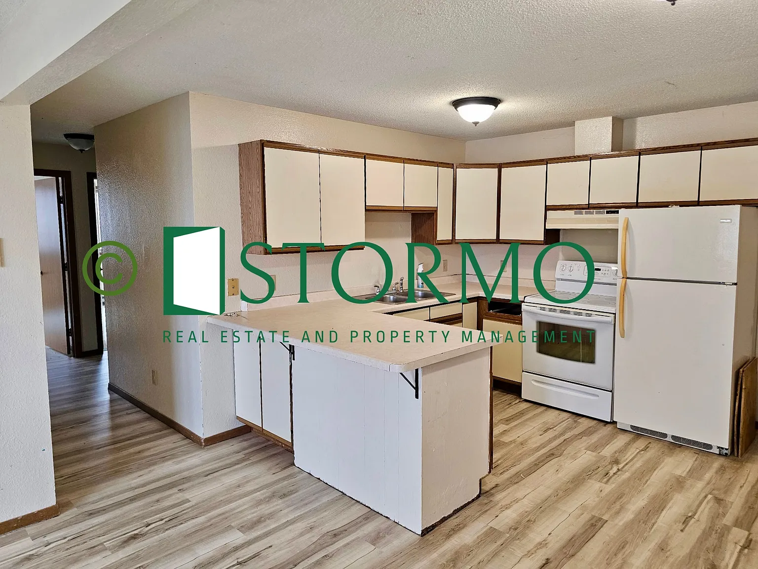 4 bed, $1,395 — Photo 1