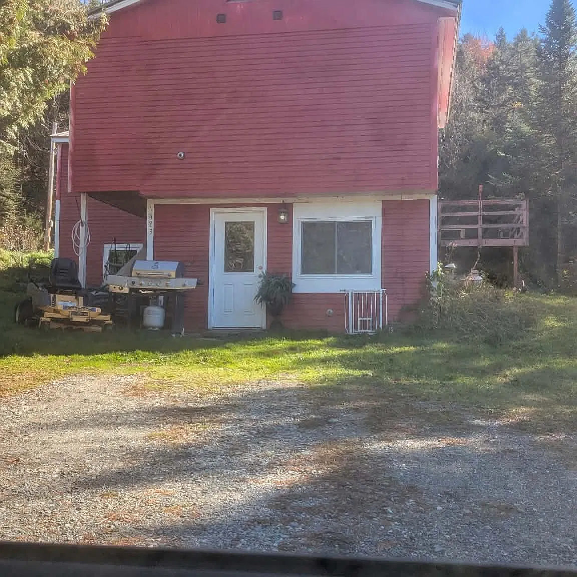 3 bed, $2,000 — Photo 1