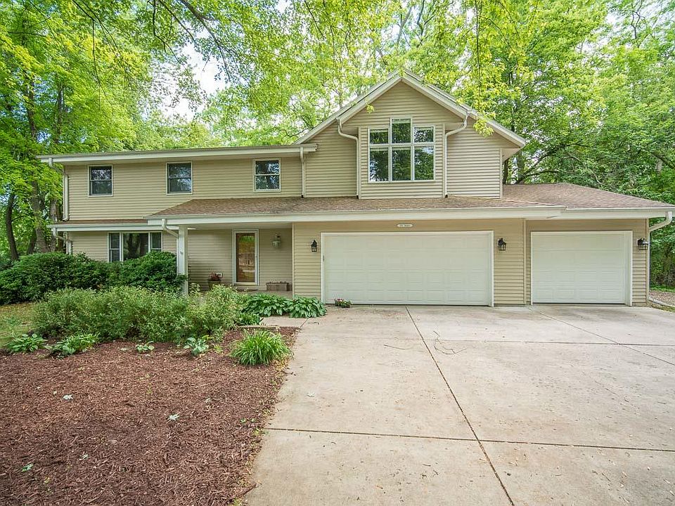 1st image of N55W33105 Terrace Dr