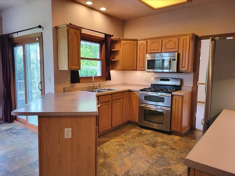 40 Hodgehaven Cir — Photo 14