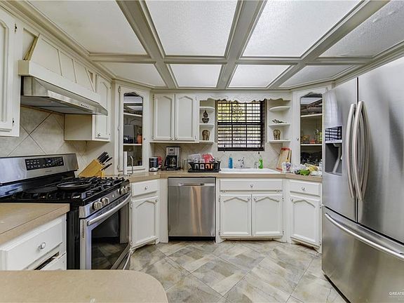 5th image of 1205 Jones Ave