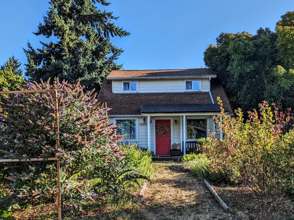 1080 S St, Springfield, OR 97477