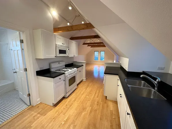 4116 N Oakley Ave, Chicago, IL 60618