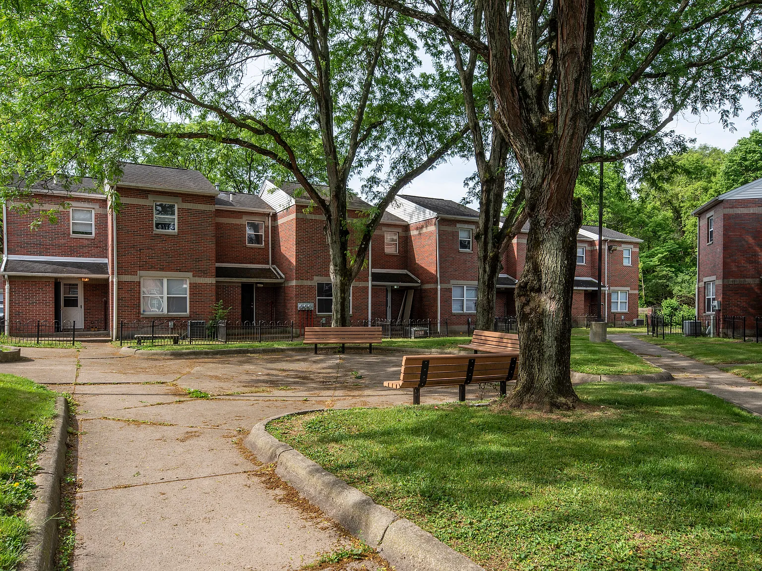 Scioto Townhomes — Photo 1