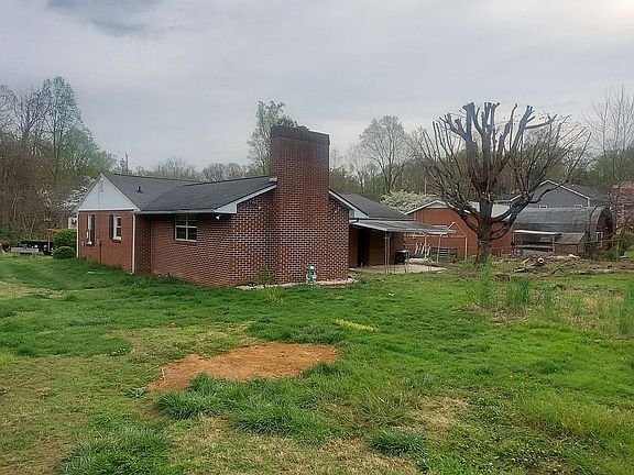 3rd image of 138 Hills Ave
