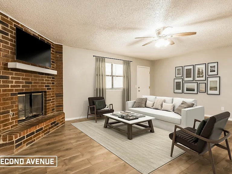 3741 SE 48th Pl — Photo 2