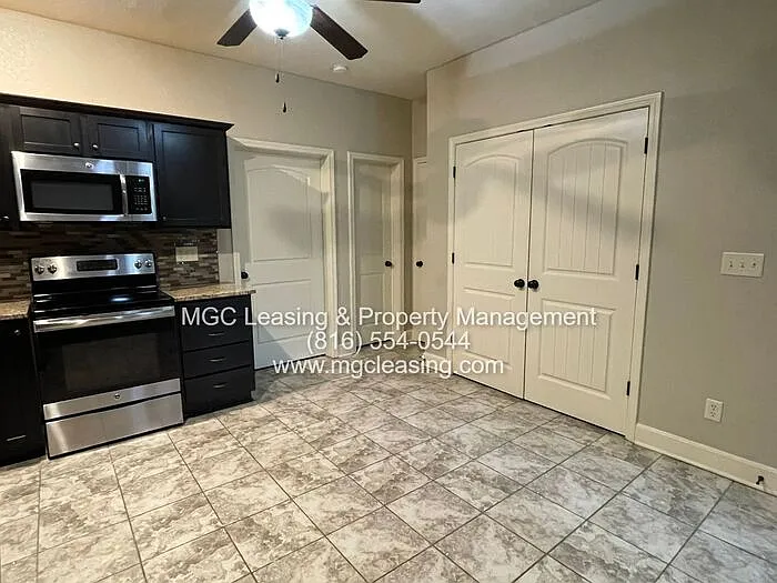 2122 SW Timbertrace Ln — Photo 8