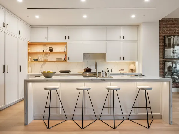 37 Lispenard Street 2 image 2 of 12