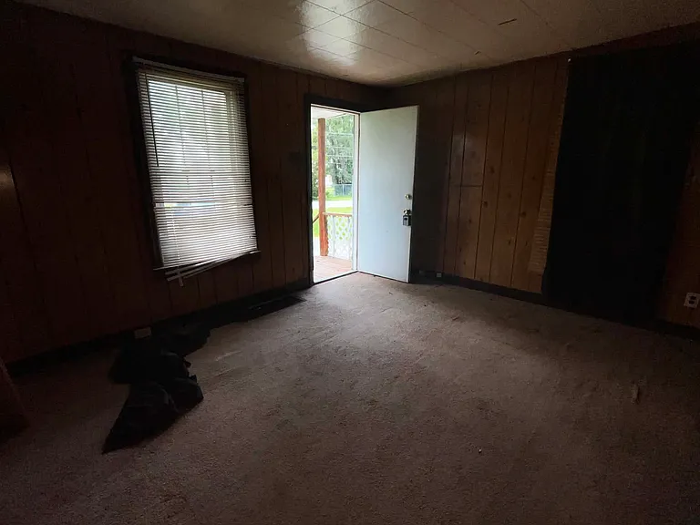211 Judith Ln — Photo 15