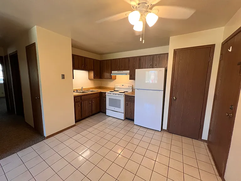 4330 Kennedy Dr #201 — Photo 7