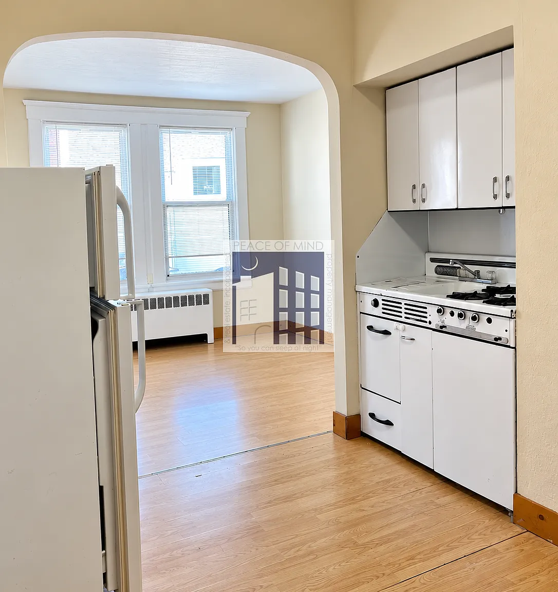Cozy Studio with Private Entrance - Heat/HW/Electric Included for ONLY $1100/month!! — Photo 2