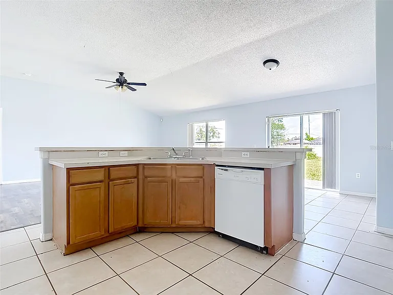 1001 Eiffel Ln — Photo 12