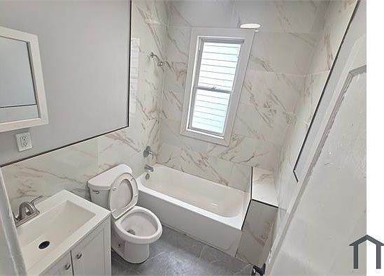 5th image of 47 Eckert Ave APT 2