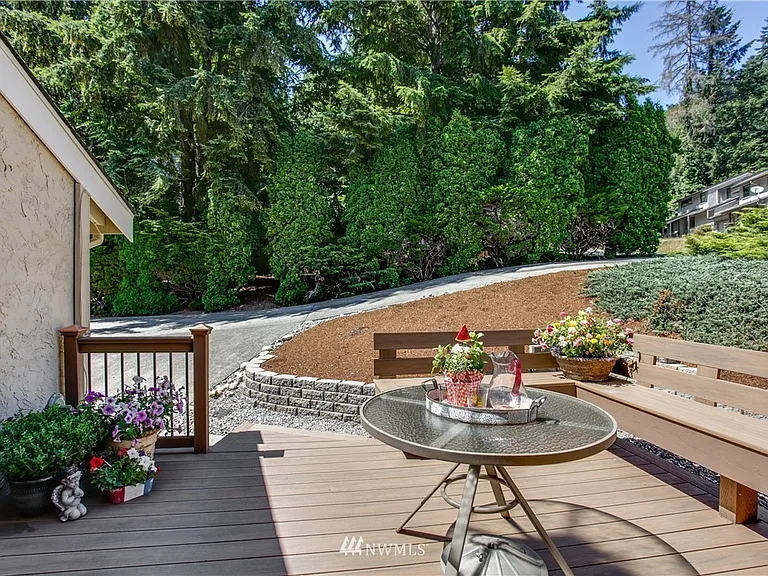 17531 NE 88th Pl — Photo 18