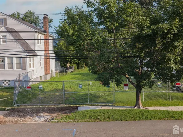 272 Beechwood Ave, Union, NJ 07083