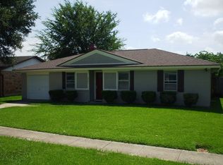 2261 Earle St, Port Neches, TX 77651