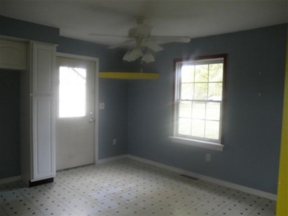 4th image of 745 4th St