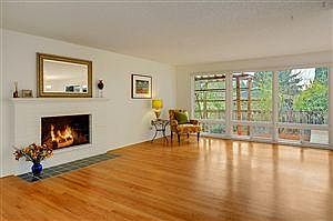 3rd image of 1204 170th Ave NE