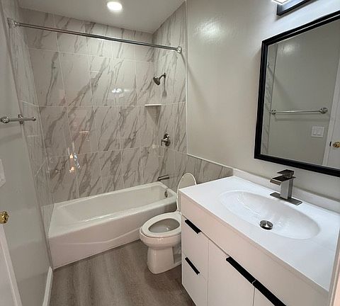 4th image of 5607 N Earle St #R