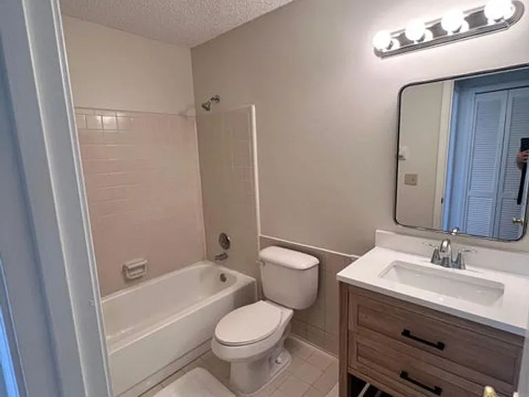 4112 Hanging Moss Ct — Photo 20