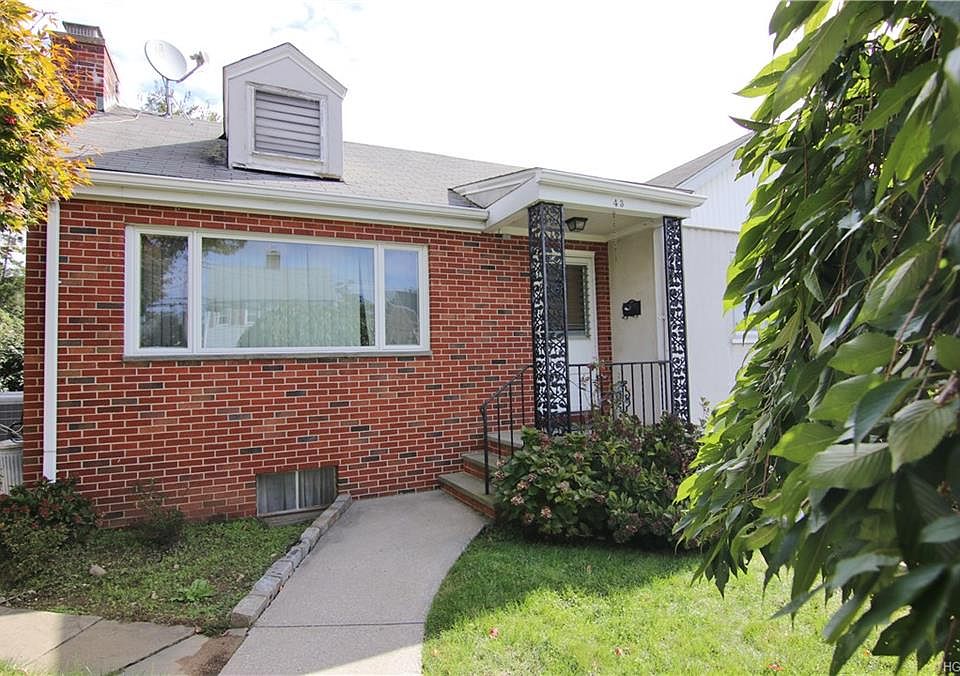 2nd image of 43 Wesley Ave