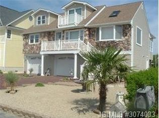 255 Sandlewood Dr, Bayville, NJ 08721