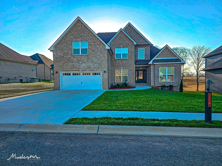 1718 Oak Forest Dr — Photo 97