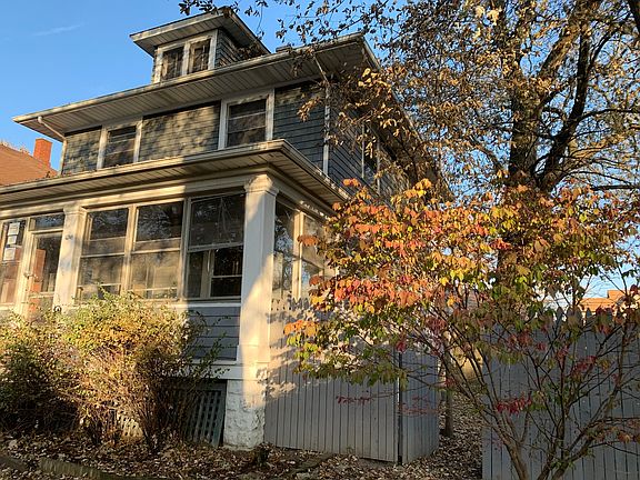 2nd image of 12749 Greenwood Ave