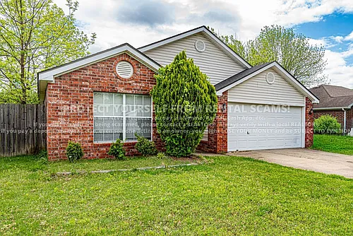 1348 S Jasmine Ln Photo 1