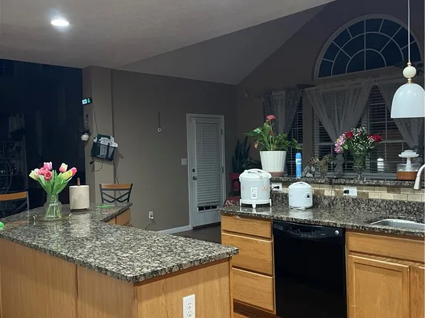 6030 Kay Ct, Dayton, OH 45424