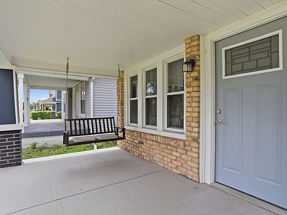 3rd image of 3906 N Capitol Ave
