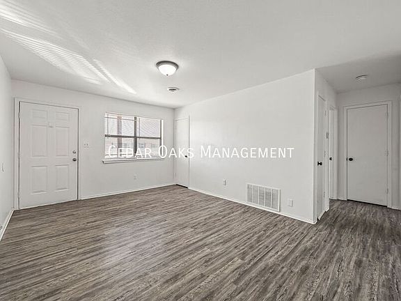 3rd image of 1931 W Deane St APT J