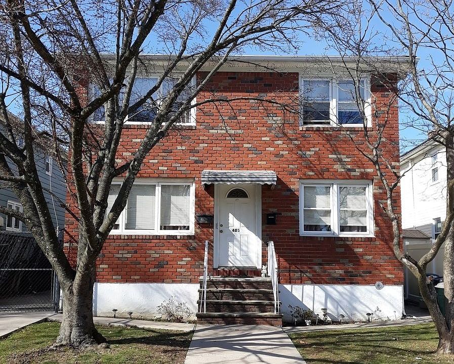1st image of 485 Amherst Ave