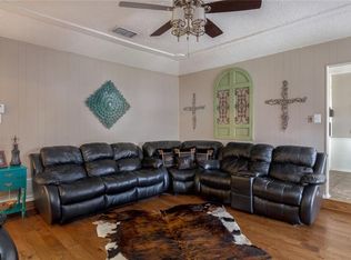 2000 Pebblecreek Dr, Cleburne, TX 76033