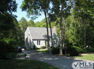 27 Windsor Way, Mashpee, MA 02649
