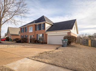 8965 Dewberry Ln, Cordova, TN 38016